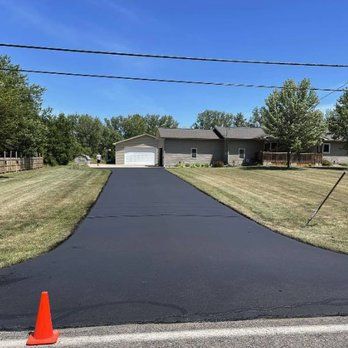 Blacktop Sealing in Carthage  Missouri by Mullen's Asphalt Paving
