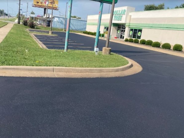 Commercial Paving in Webb City, MO (1)